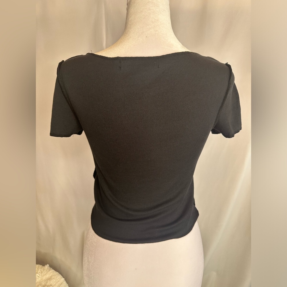 Urban Outfitters Black Exposed Seam Crop Top Size M. - Picture 5 of 7